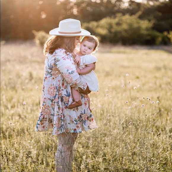 Meet your Posher, Randi - Picture 4 of 5